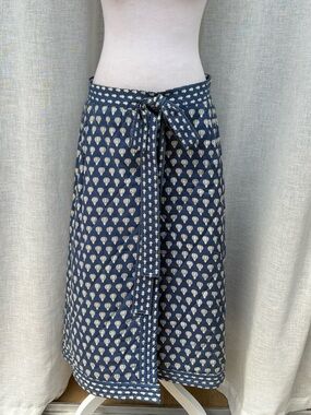 Vintage Quilted wrap navy blue cotton block print red interior skirt